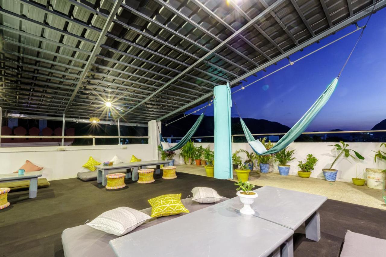Zostel Pushkar Hostel Bagian luar foto